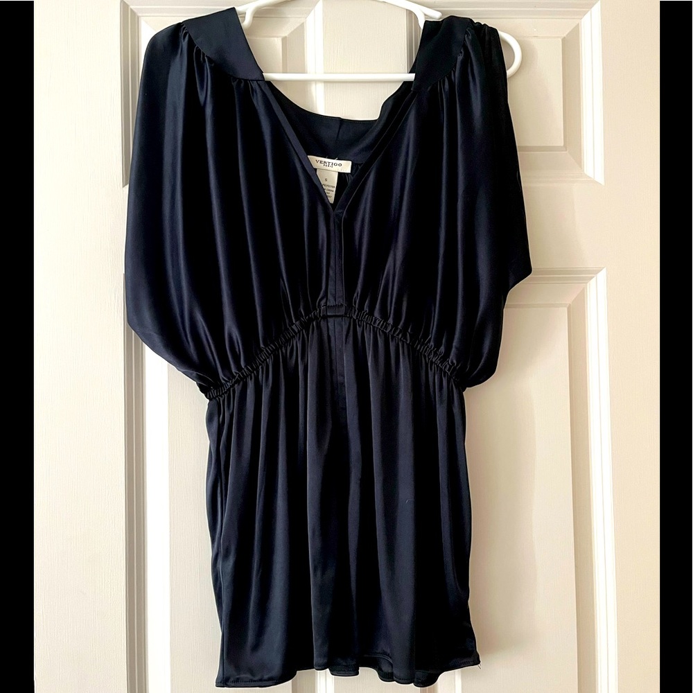 Vertigo silk top